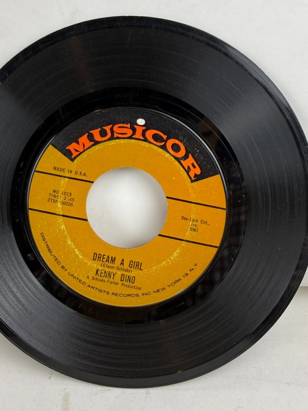 Vintage Kenny Dino 7" Single 45 RPM Musicor Records MU 1013 Dream A Girl Vinyl